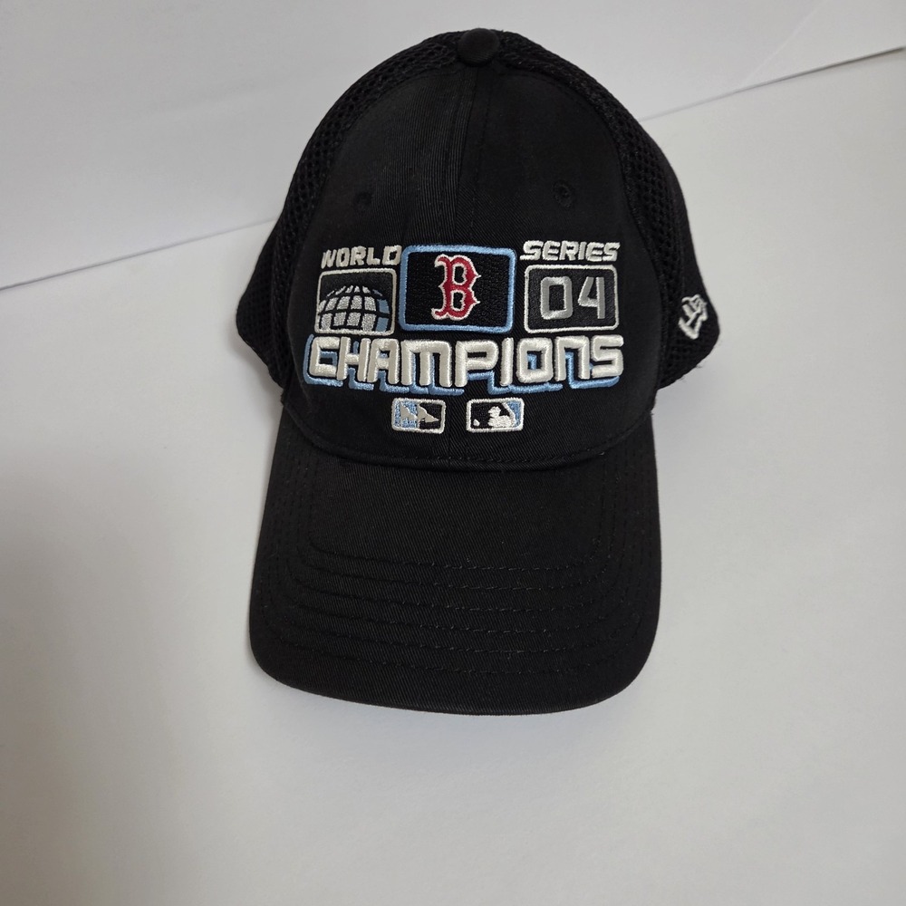 Boston Red Sox 2004 World Series Champions New Era Mesh Flex Fitted OSFA Hat Cap